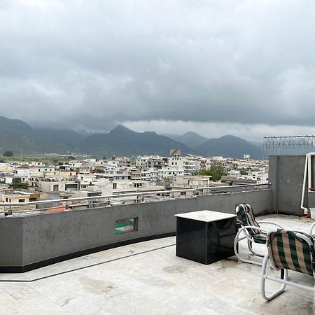 Luxury Apartment Hotel Islamabad Bagian luar foto
