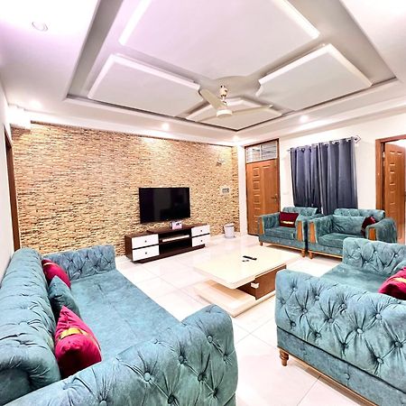 Luxury Apartment Hotel Islamabad Bagian luar foto