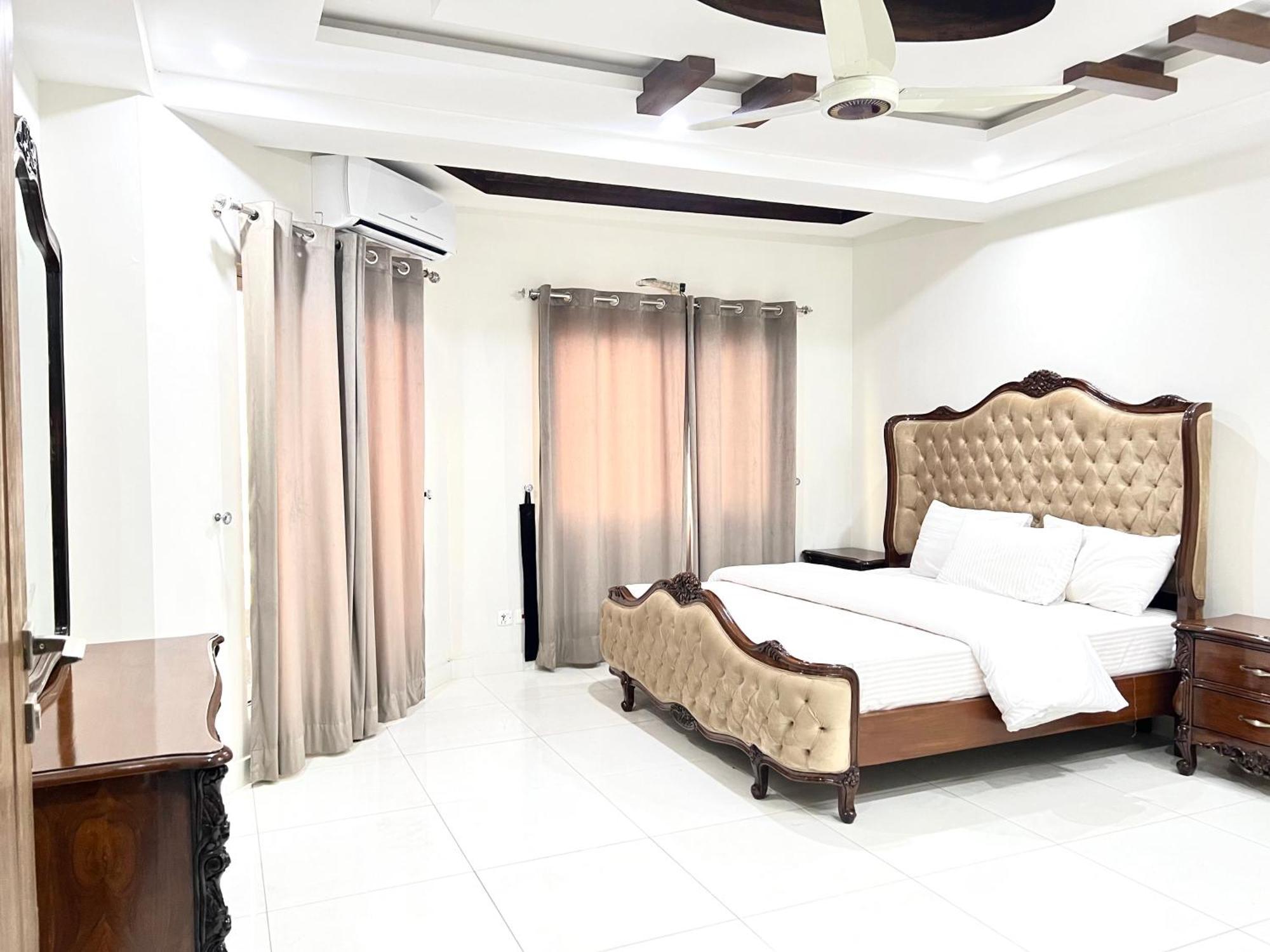 Luxury Apartment Hotel Islamabad Bagian luar foto