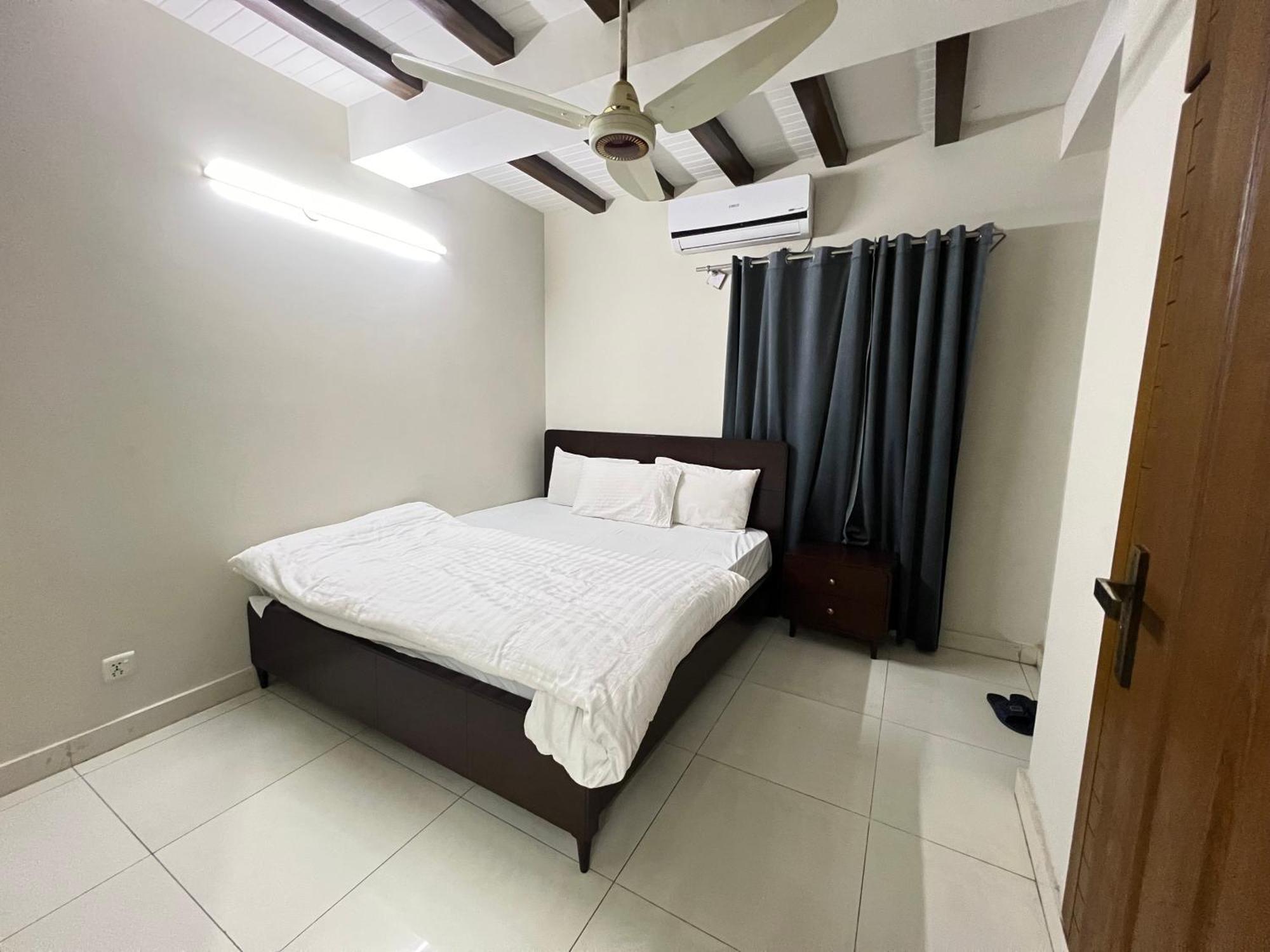 Luxury Apartment Hotel Islamabad Bagian luar foto