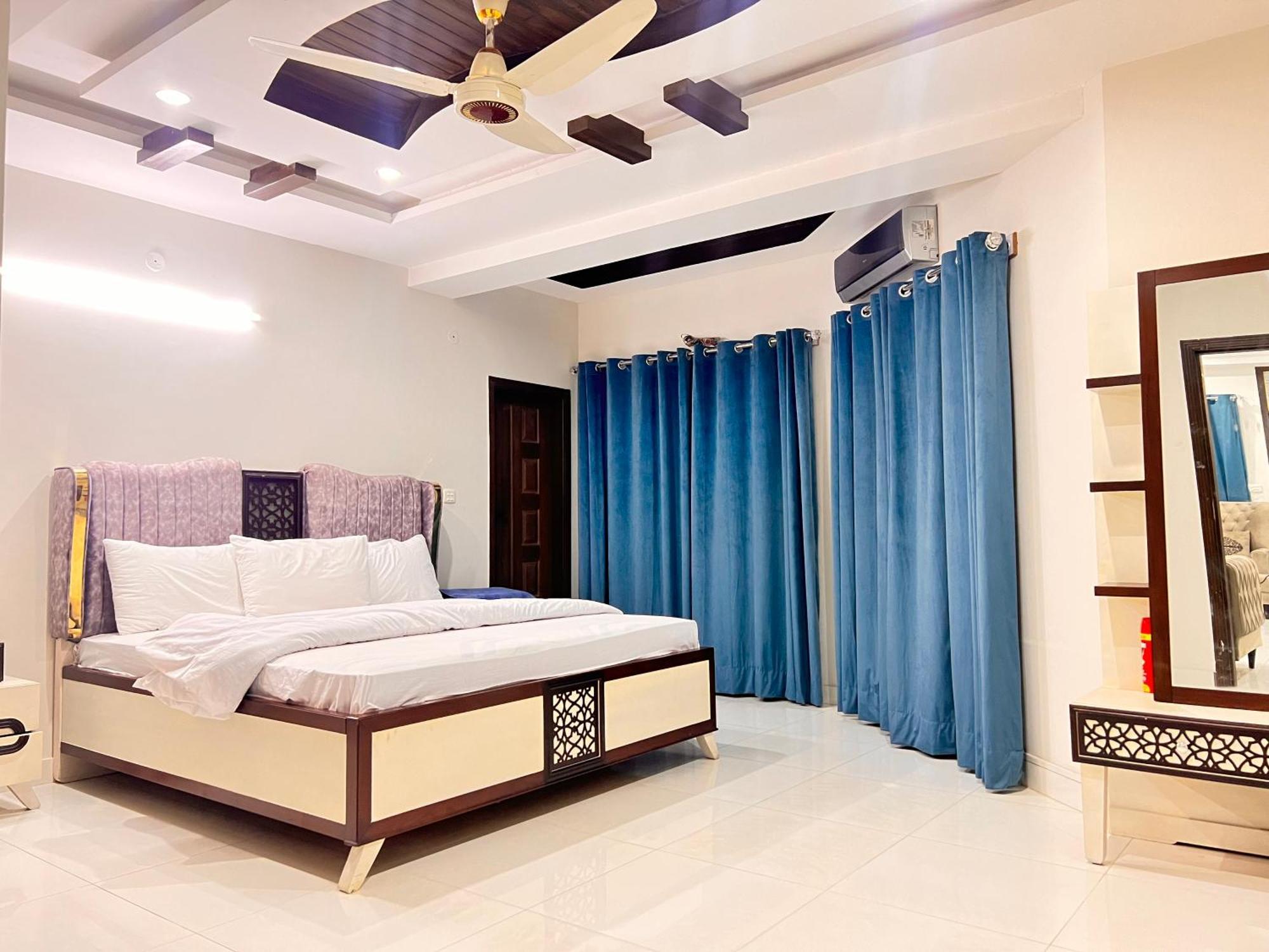 Luxury Apartment Hotel Islamabad Bagian luar foto