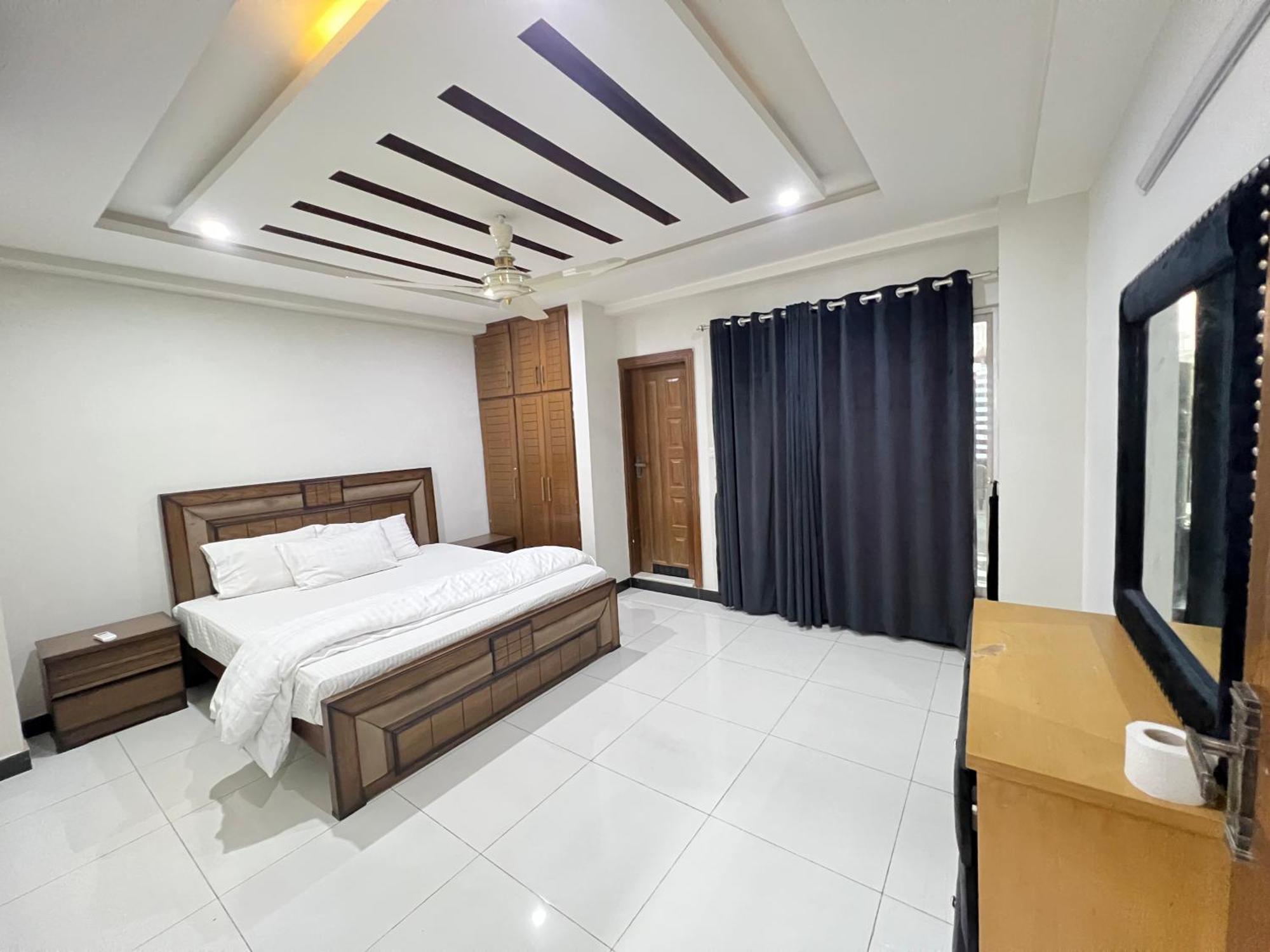 Luxury Apartment Hotel Islamabad Bagian luar foto