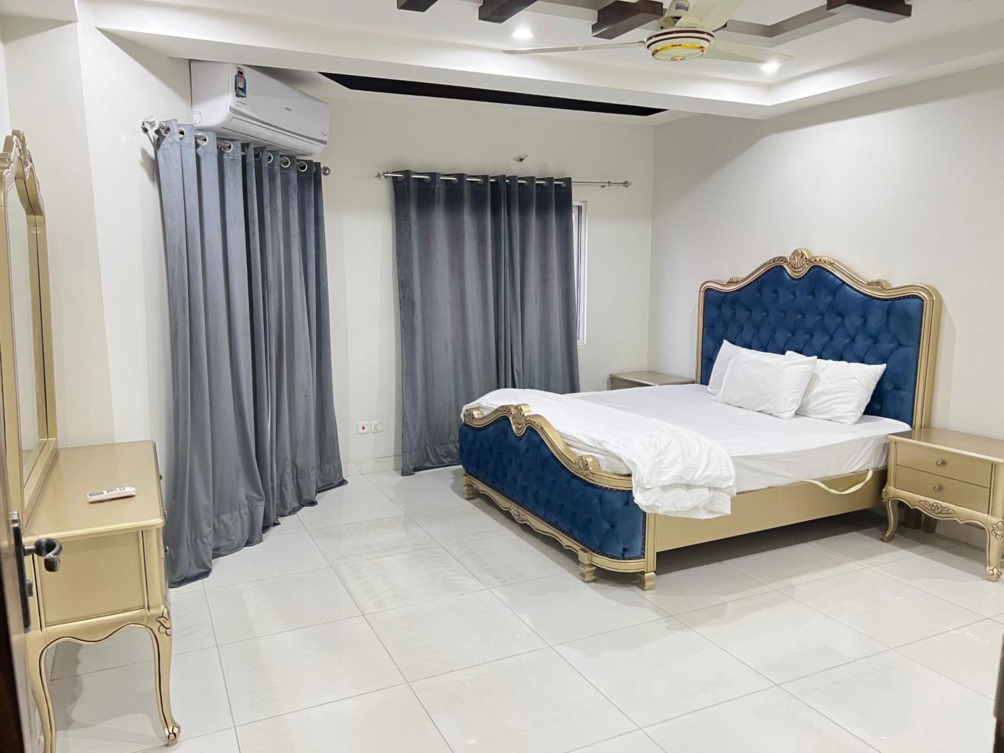 Luxury Apartment Hotel Islamabad Bagian luar foto